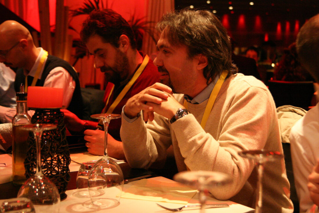 Enrico Giubertoni a cena con Chris Anderson, direttore di Wired e autore della coda lunga, al Four Seasons di Milano nel 2007