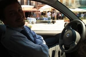 Non servono le mani sul volante e non serve guidare le Advanced City Cars