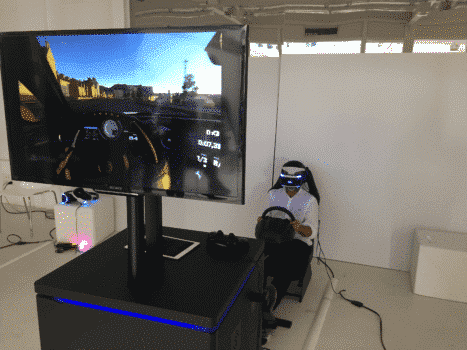 Enrico Giubertoni mentre prova #PlaystationVR