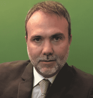 enrico giubertoni 2017 microfonato quadrato linkedin e1537376806425 1