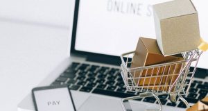 L'Ecommerce: è così da oltre 25 anni. Siamo sicuri che non si possa evolvere in un modello più efficiente per un consumatore cosmetico